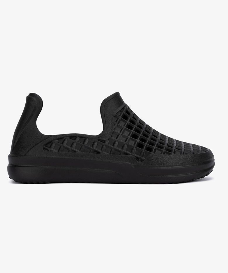 SCENARIO SLIP ON_JET BLACK