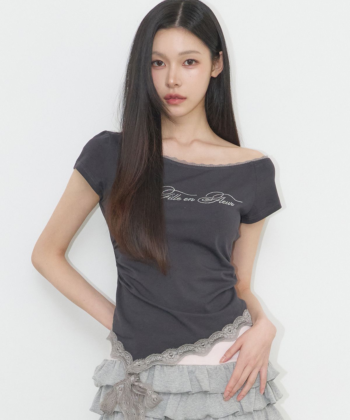 일리고(ILLIGO) 레이스 원숄더 셔링 탑 차콜