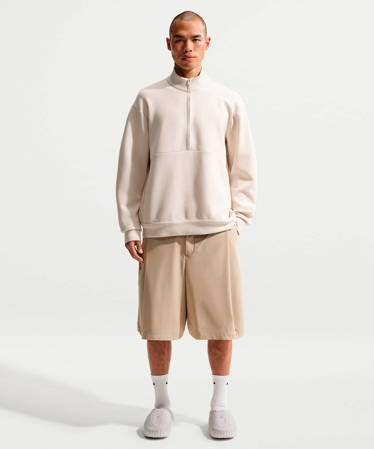 나이키(NIKE) 24.7 퍼펙트스트레치 드라이 핏 UV 8인치 쇼츠 M - 데저트 카키:세일:카키 / IF2775-253