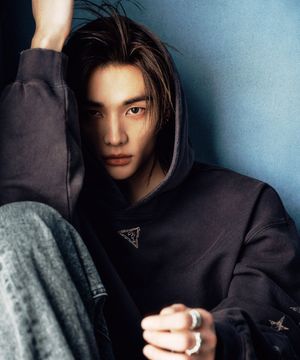 2color STAR 후드티 MQ1K4490