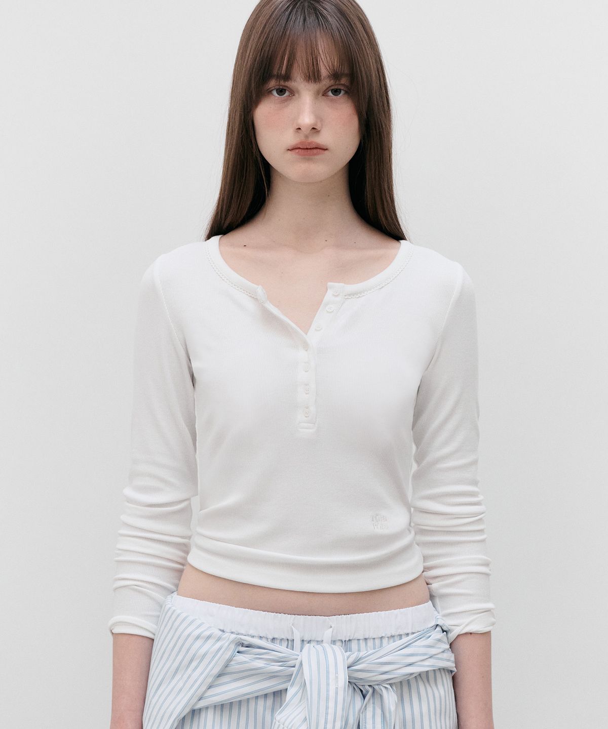 로라로라(ROLAROLA) NUBASIC LACE BUTTON T-SHIRT WHITE