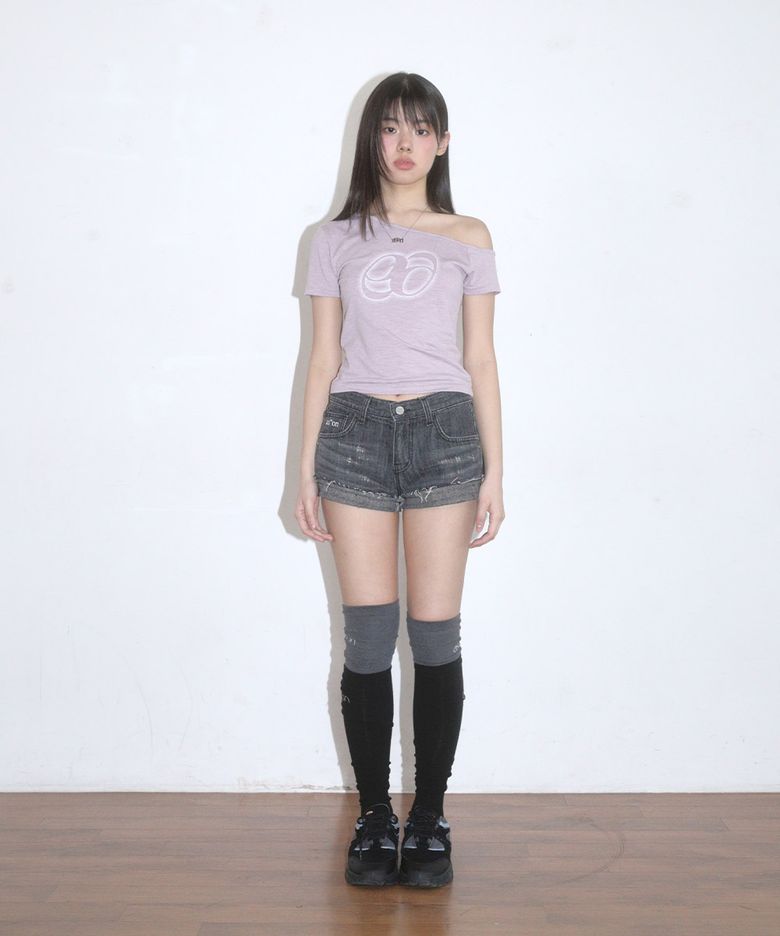 FOLD DENIM SHORT PANTS / BLACK