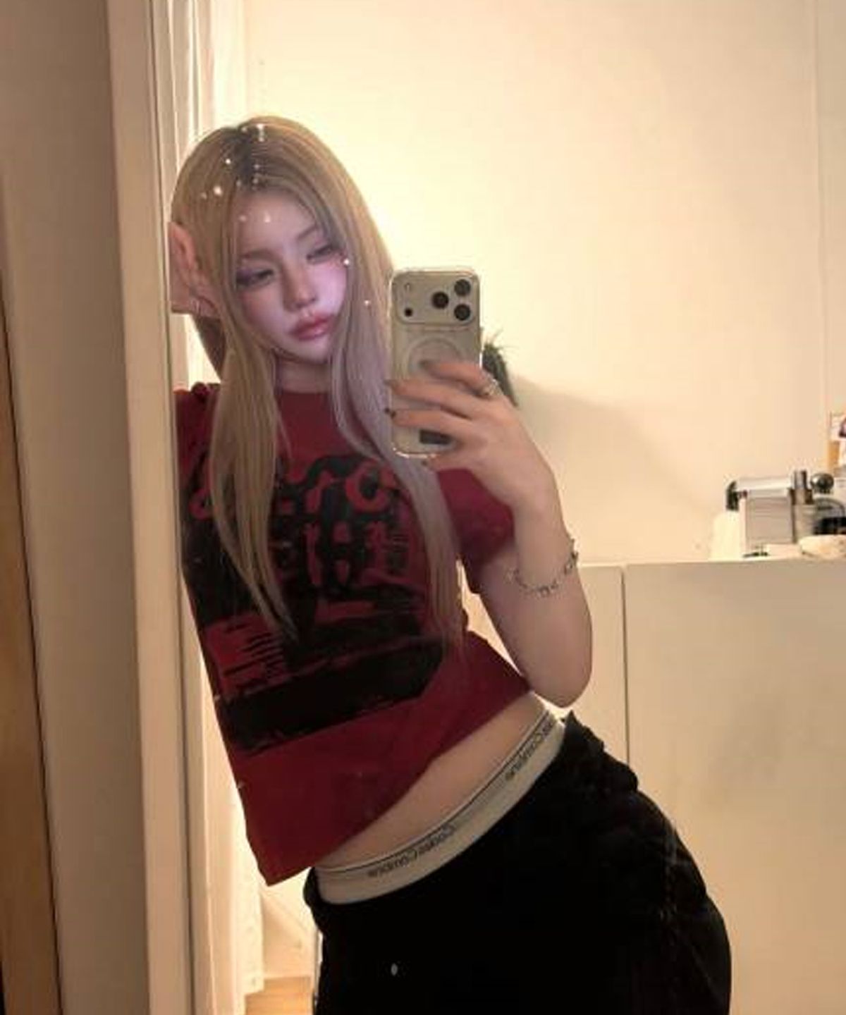 가터갤러리(GOTTER GALLERY) VINTAGE HEART CROP T-SHIRTS_RED