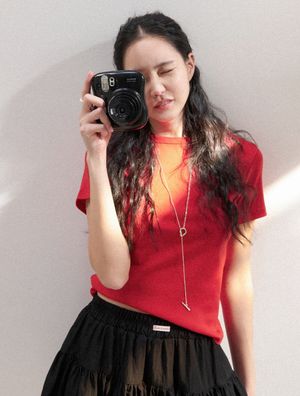 시그니처 숏 슬리브 탑(레드)