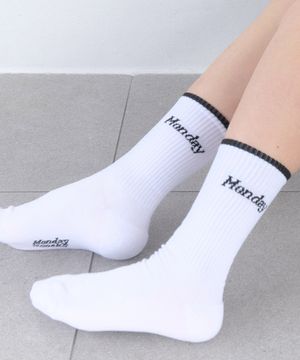 [IHM26SS12] 먼데이 크루삭스 화이트