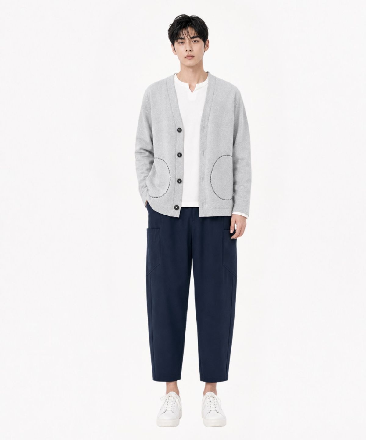 커스텀어스(CUSTOMUS) 남자 변형 주머니 절개라인 배기핏 허리 전체 E밴딩 9부 슬랙스 CXS26SWPT210 NAV
