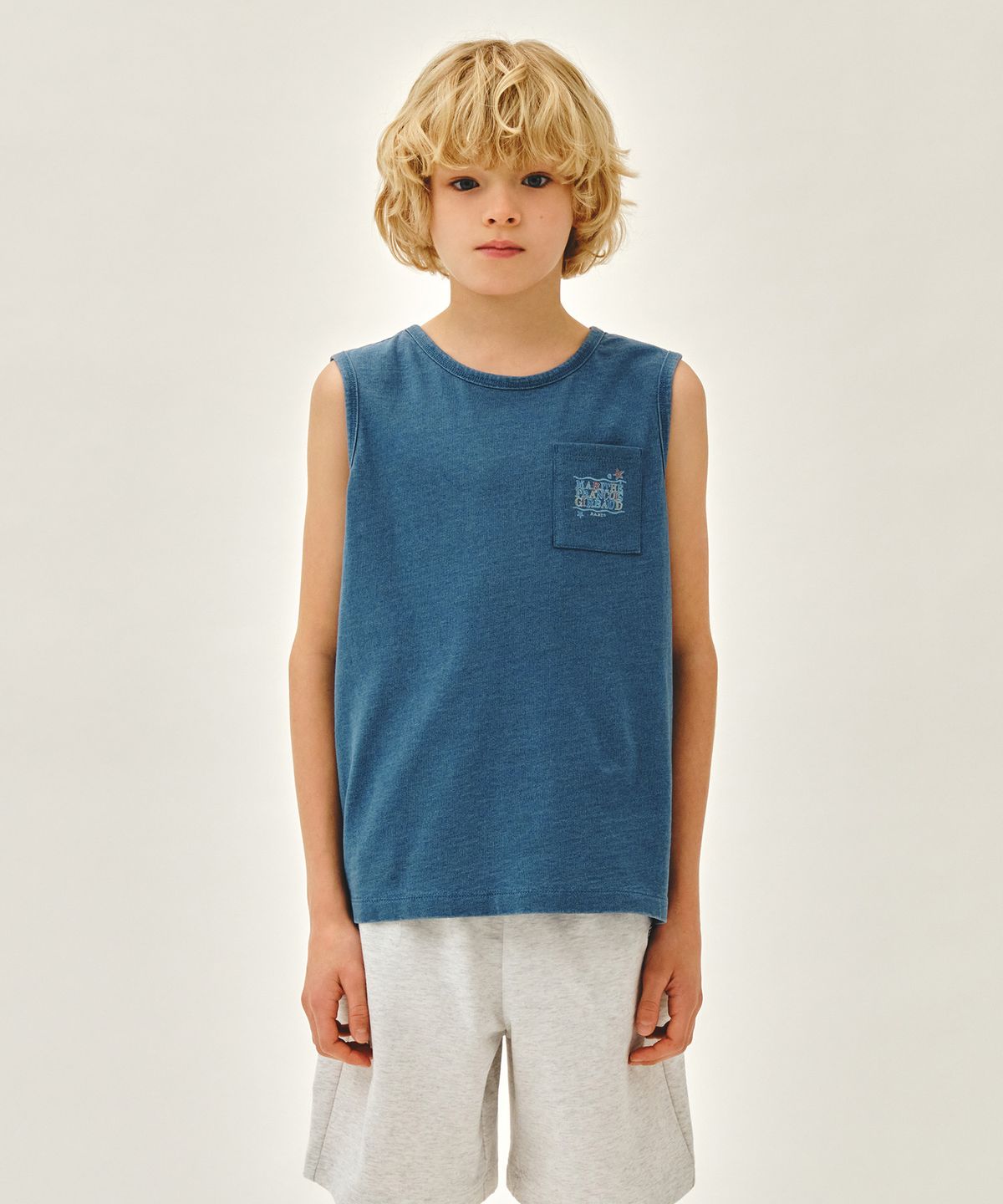 마리떼 키즈(MARITHÉ KIDS) KIDS DOODLE CLASSIC LOGO POCKET SLEEVELESS blue
