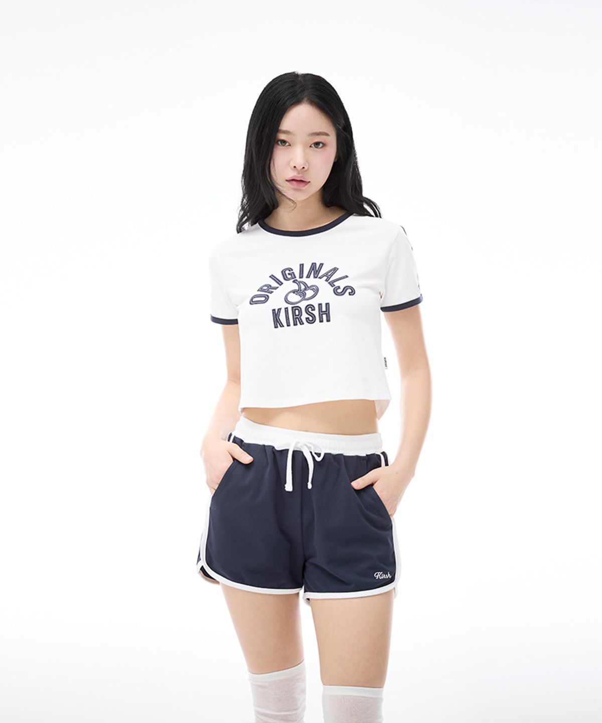 키르시(KIRSH) 아치 체리 배색 아플리케 티셔츠 [화이트]