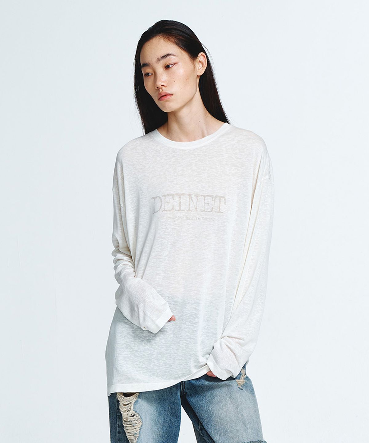 다이닛(DEINET) OVERFIT SWEAT GRAPHICS T-SHIRT IN IVORY