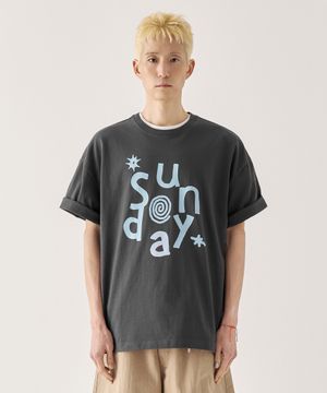 선데이 바이브 반팔 티셔츠_차콜