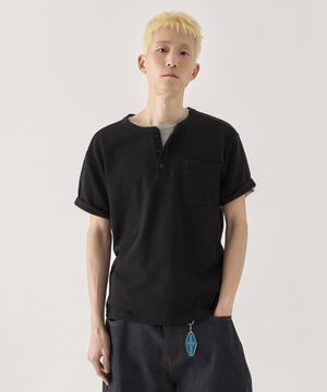 [크롭] 헤비 코튼 롤업 헨리넥 반팔 티셔츠_블랙