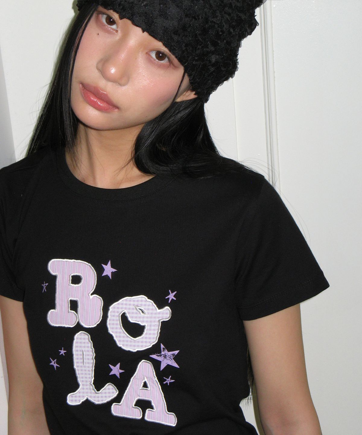 로라로라(ROLAROLA) ROLA LETTERING PATCHWORK T-SHIRT BLACK