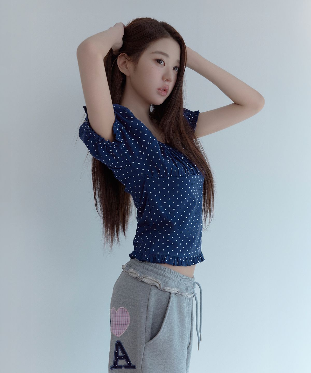로라로라(ROLAROLA) DOT PUFF T-SHIRT NAVY