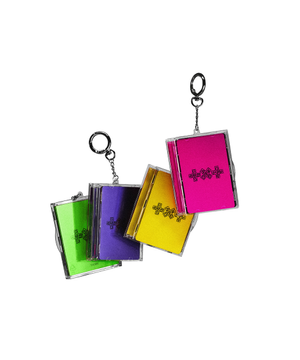 TXT 미니8집 7TH YEAR: 가시덤불에 잠시 바람이 멈췄을 때 (Photocard Case Ver.)(Set)