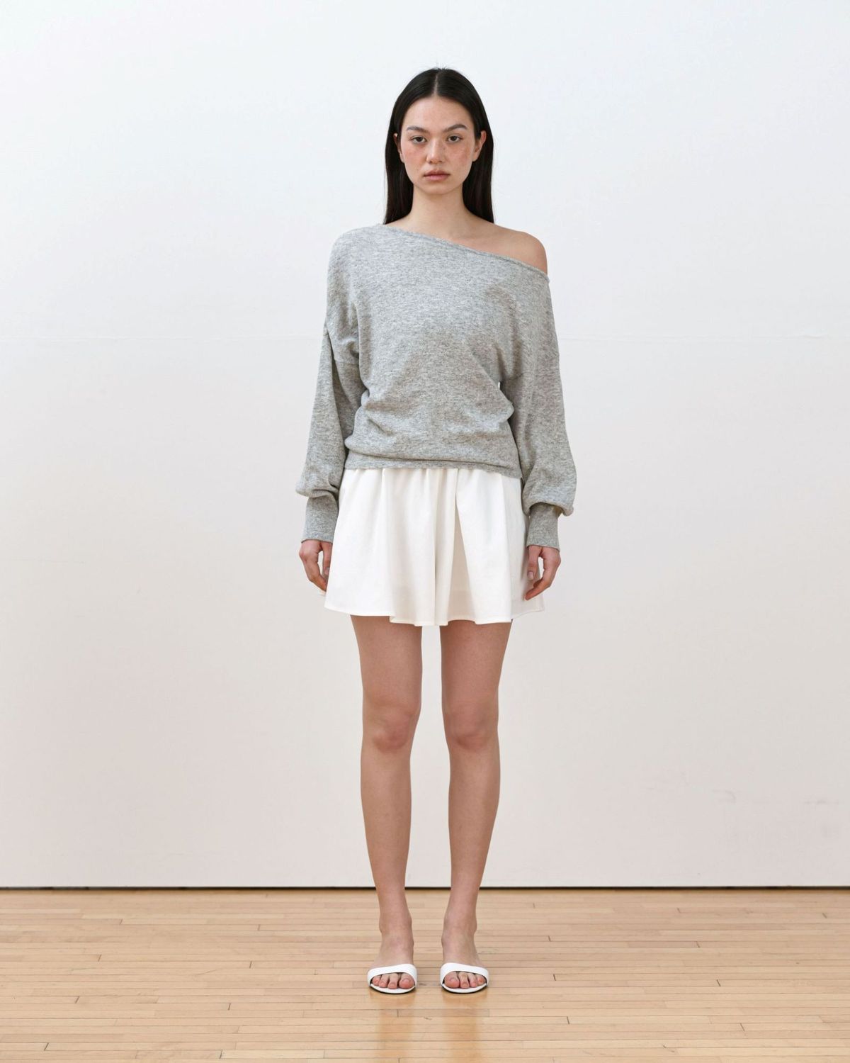 무아르무스(MUARMUS) Coa Cotton Short Pants [Ivory]