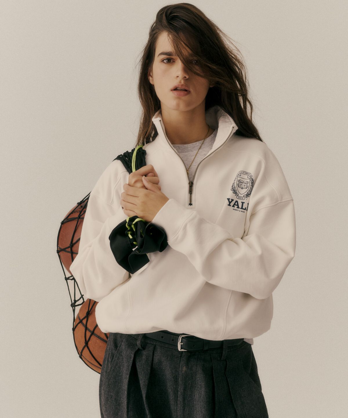 스포티앤리치(SPORTY&RICH) 예일 크레스트 쿼터 집업 R265AWW104