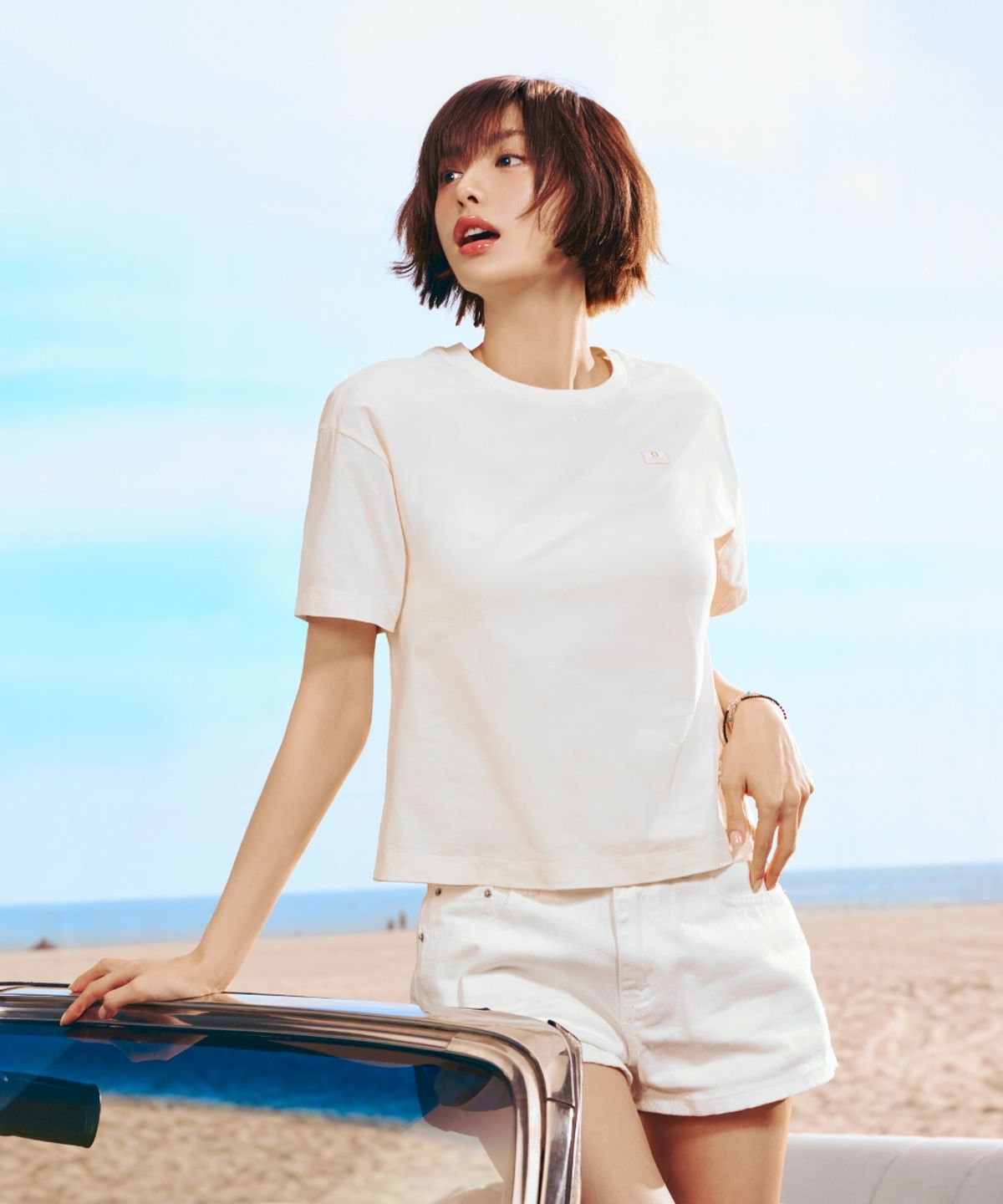 내셔널지오그래픽(NATIONALGEOGRAPHIC) N262WTS190 여성 프로즌에어 세미크롭 반팔 티셔츠 IVORY