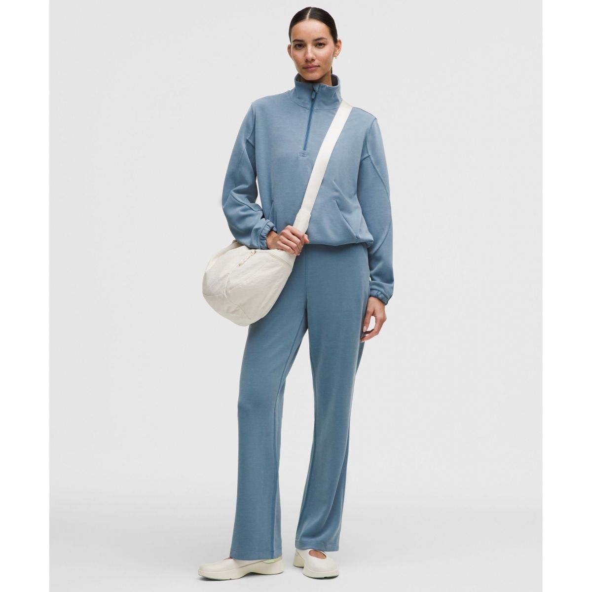 룰루레몬(LULULEMON) Softstreme 하이라이즈 스트레이트 레그 팬츠 *레귤러  STLB