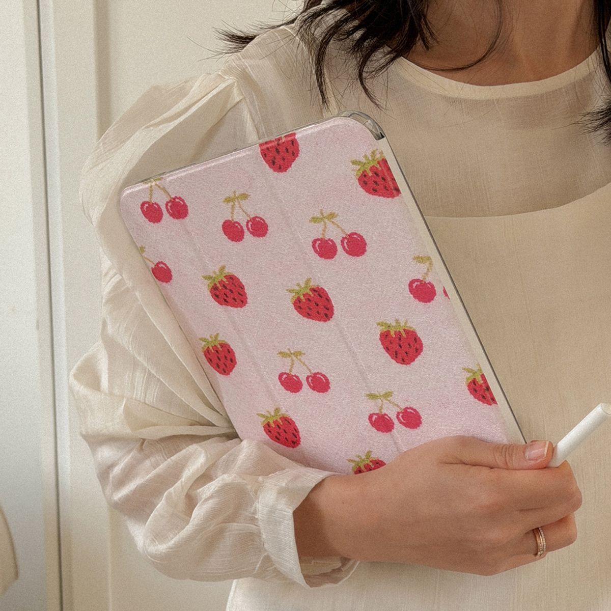 메이드모먼(MADEMOMENT) soft berry knit 디자인 [아이패드 케이스]