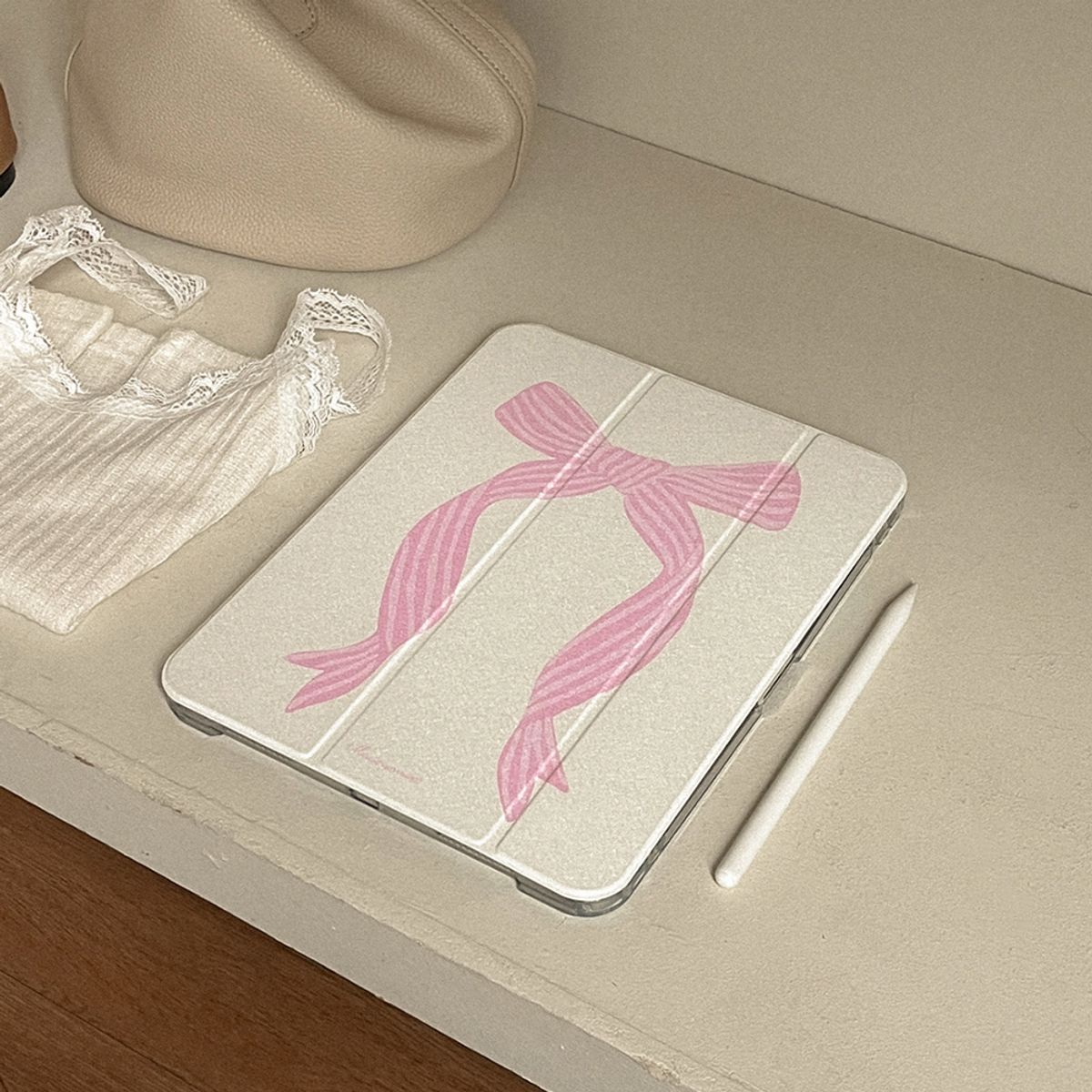 메이드모먼(MADEMOMENT) ribbon flow 디자인 [아이패드 케이스]
