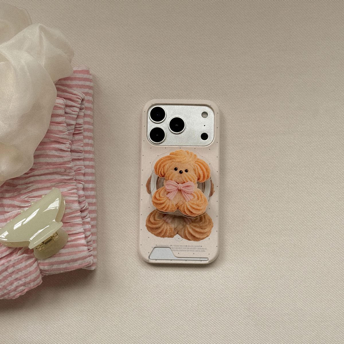 메이드모먼(MADEMOMENT) butter cookie puppy 디자인 [맥세이프 카드수납 폰케이스]