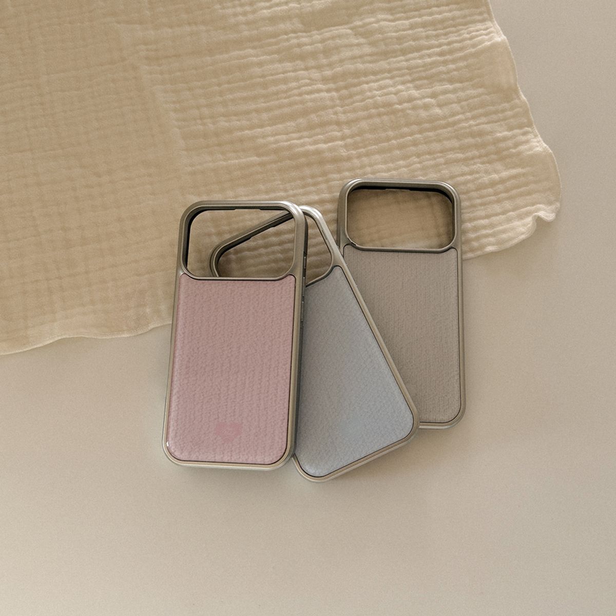 메이드모먼(MADEMOMENT) daily pastel 디자인 [실버 맥세이프 범퍼케이스]