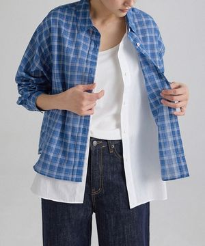 더블 레이어드 체크 셔츠