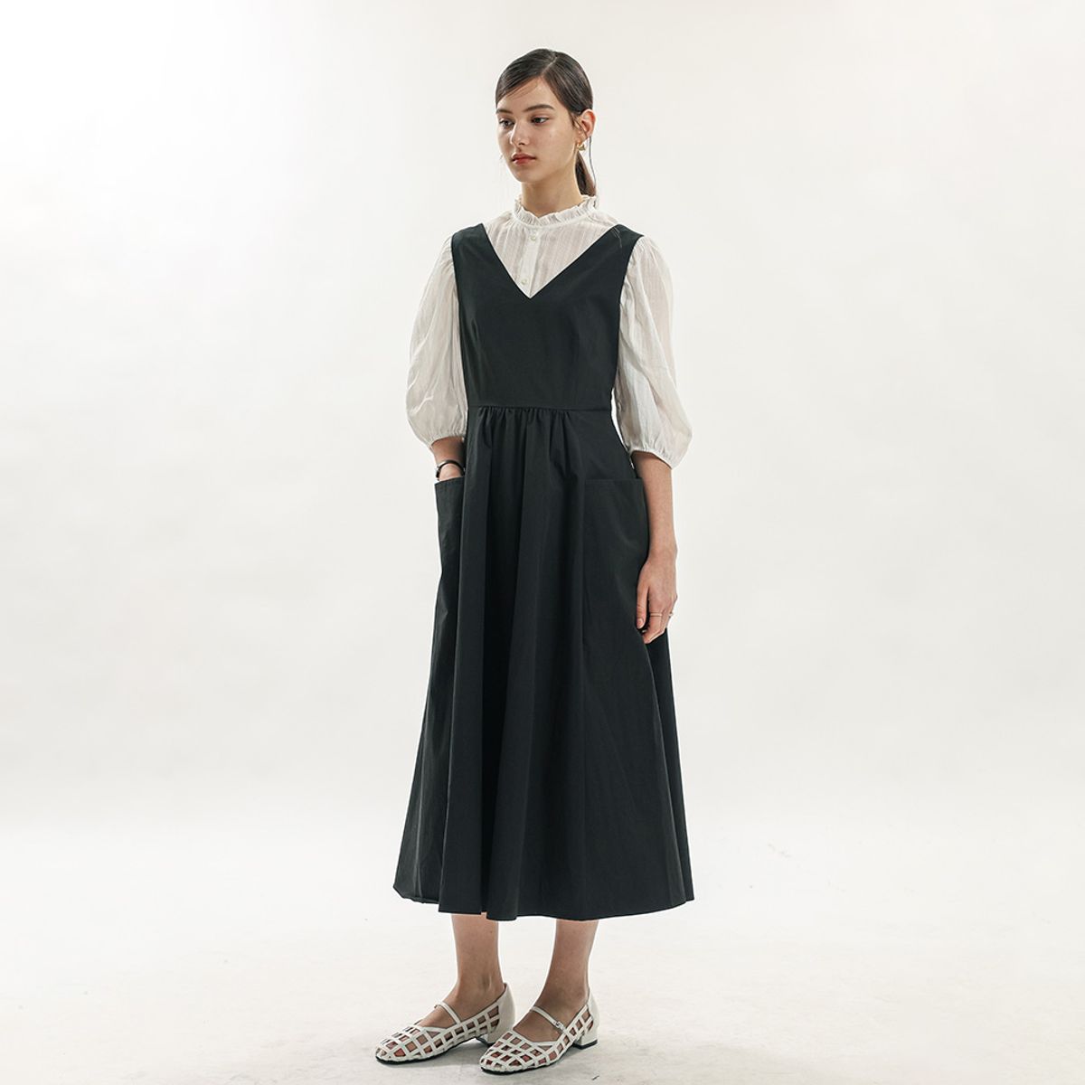 웬스데이딜라잇(WEDNESDAY DELIGHT) WD_Black sleeveless flare dress