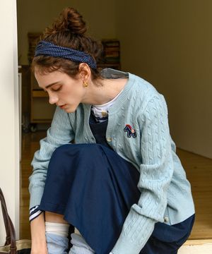 시그니처패치꽈가디건 (ZYCD251223)