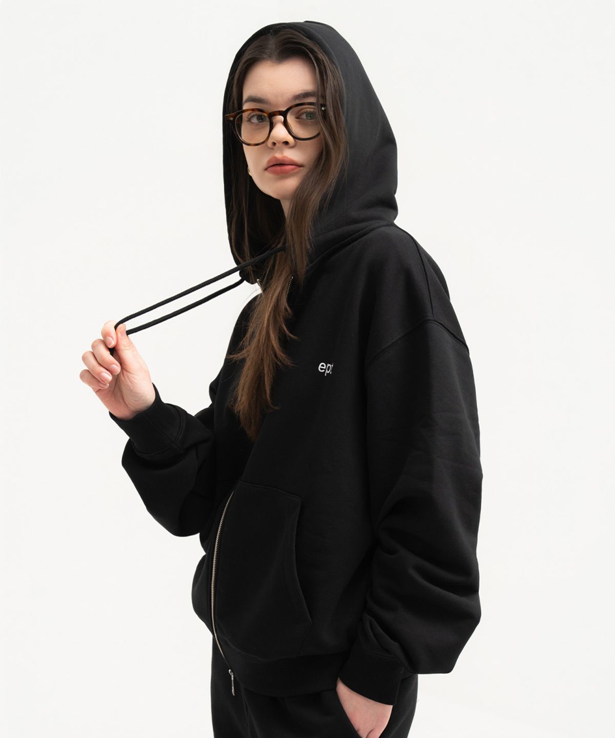 이피티(EPT) CLASSIC HOOD ZIP-UP (BLACK)