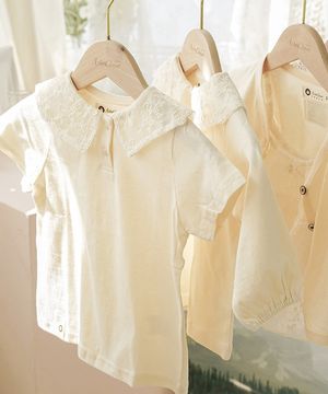 쪼꼬미 이쁨이 요기에도 있대요 - 아기 레이스 카라 반팔티셔츠