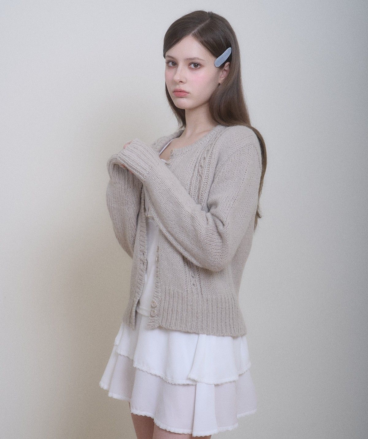 벨리아르(BELLIALEU) SNOWFLAKE CARDIGAN CREAM BEIGE