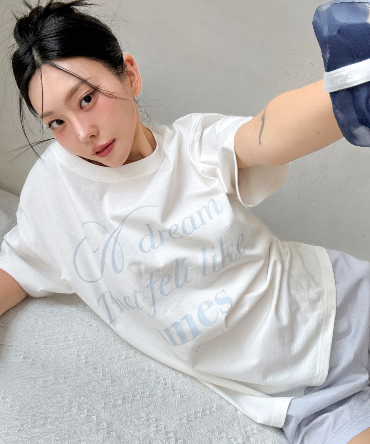 아메스 월드와이드(AMES-WORLDWIDE) CLASSIC GRACE TYPO TEE WHITE