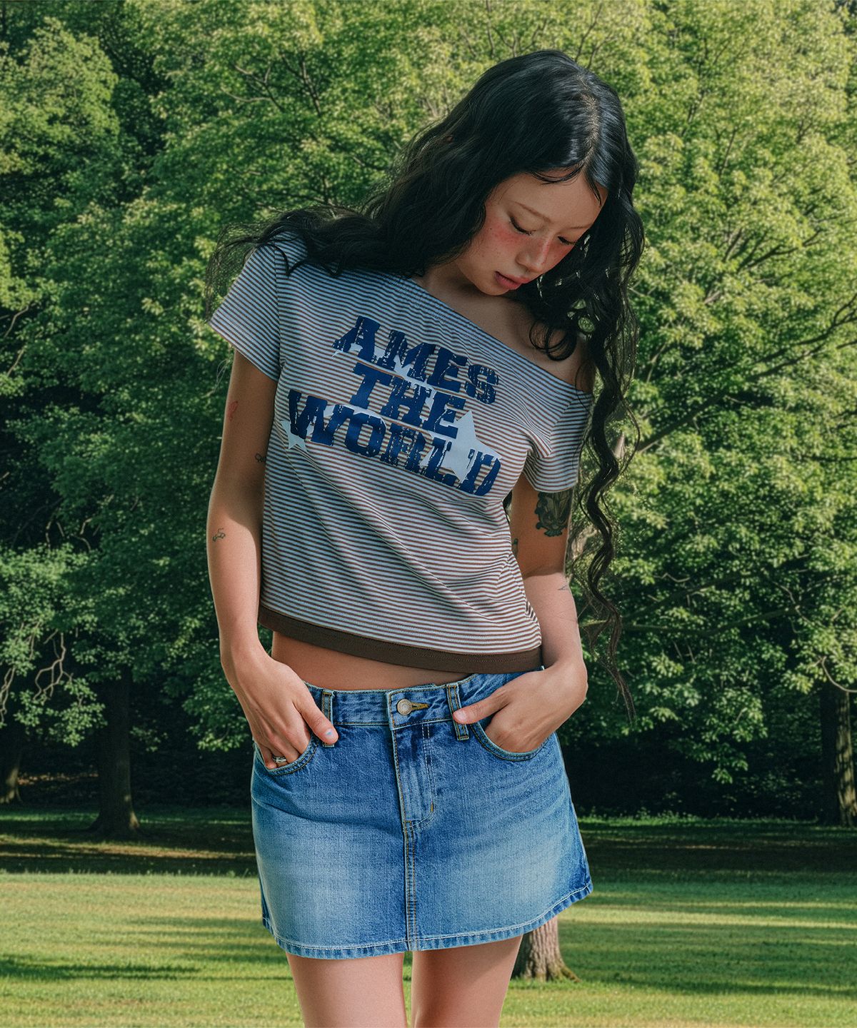 아메스 월드와이드(AMES-WORLDWIDE) ONE SHOULDER LETTERING TEE BLUE