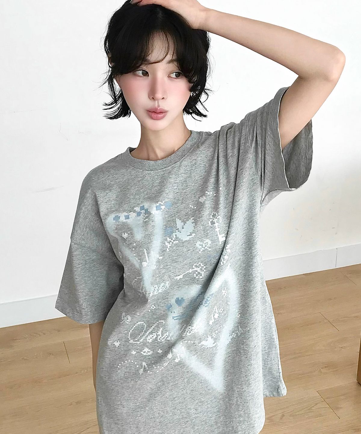 아메스 월드와이드(AMES-WORLDWIDE) HEART PIXEL ART TEE GREY