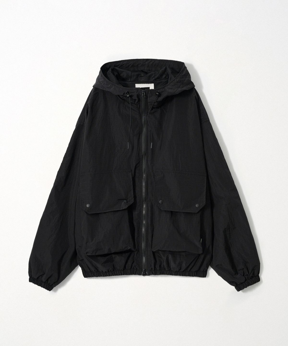 이지오(EZIO) Lightweight Windbreaker Jumper_Black