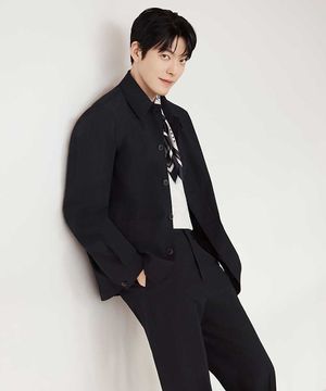 스트라이프 초어 캐주얼 셋업 자켓 (FMEAD4347)