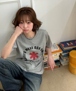 Lettering Circle Half T-Shirts Gray