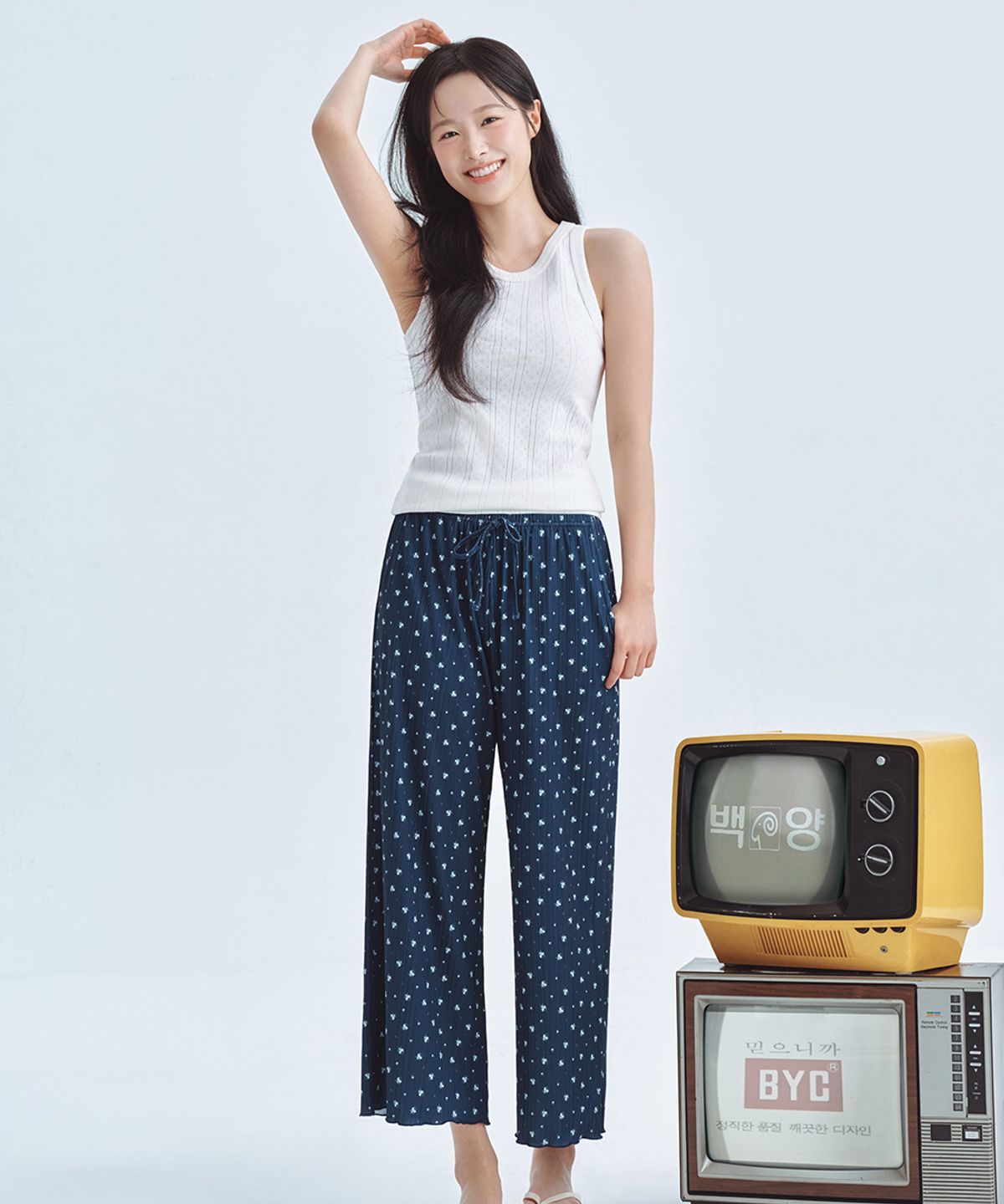 비와이씨(BYC) 여성 플리츠 8부 팬츠