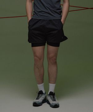 에어 포켓 레이어 런 쇼츠 블랙