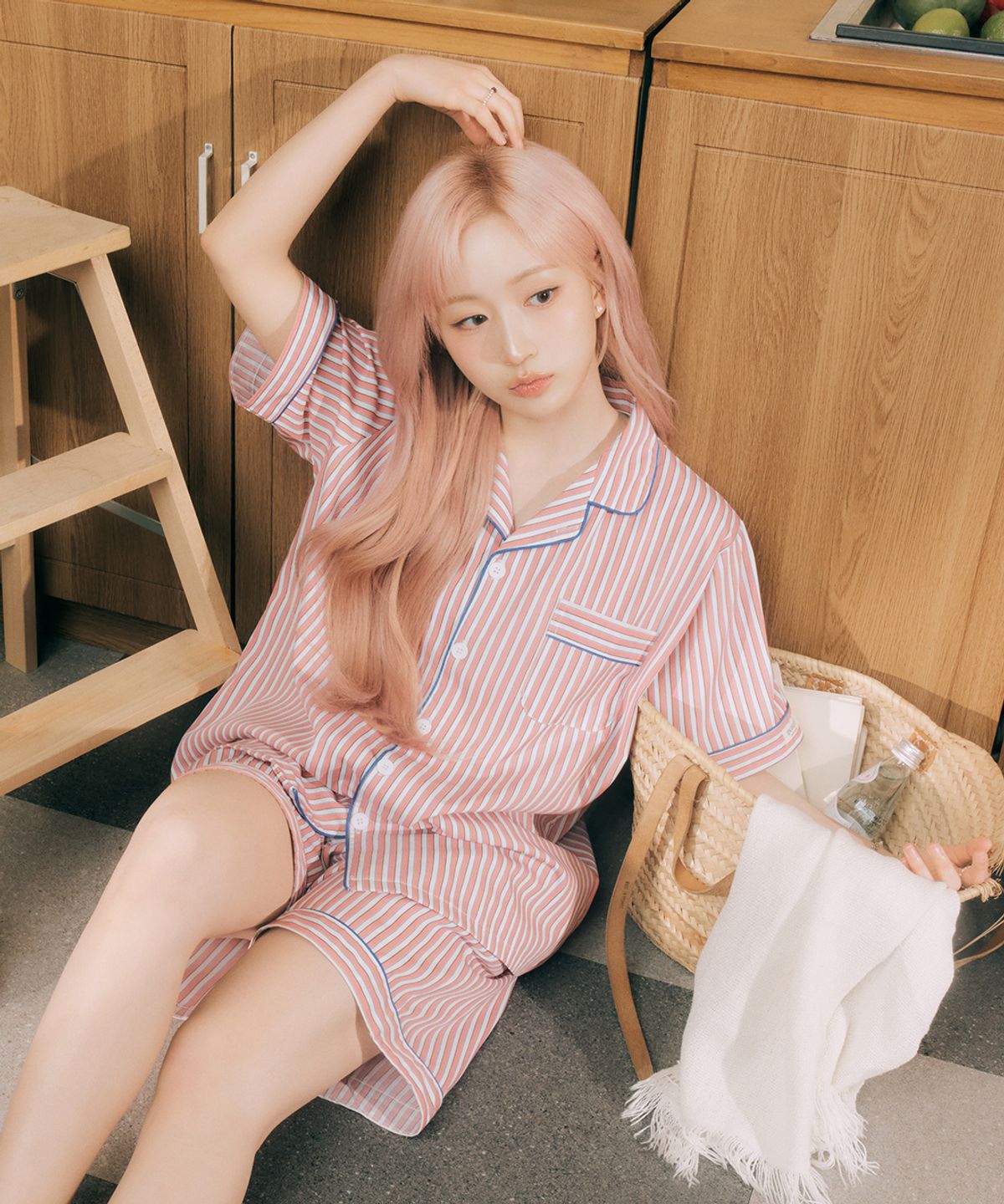 도씨(DOSSY) [2SET] 실크핏 피오니 반팔 커플 잠옷 세트