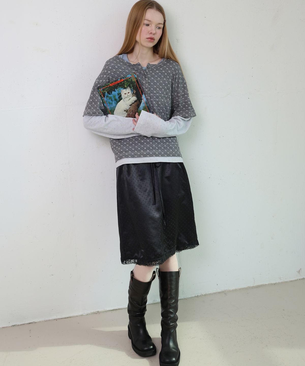 포에브(POEV) Dotted Drawstring Skirt - Black