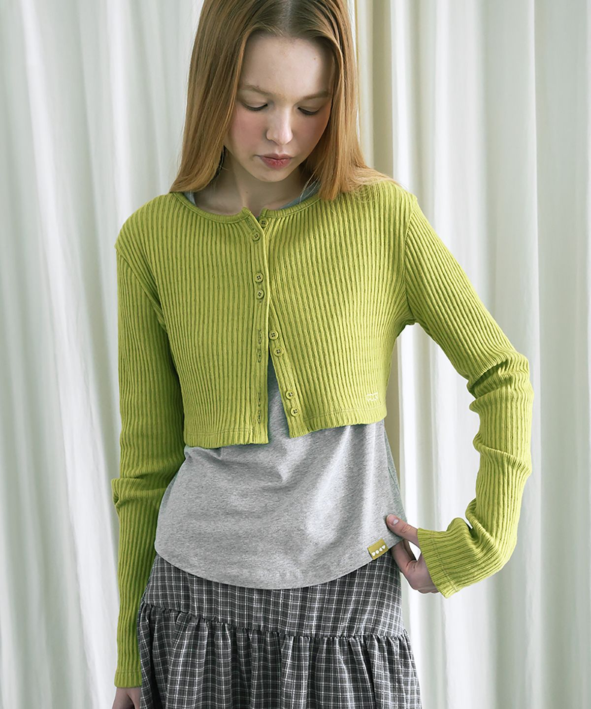 포에브(POEV) Double-Button Cropped Cardigan - Olive Green