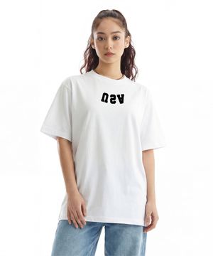 프론트 스몰로고 리버스 유에스에이 반팔 티셔츠 화이트