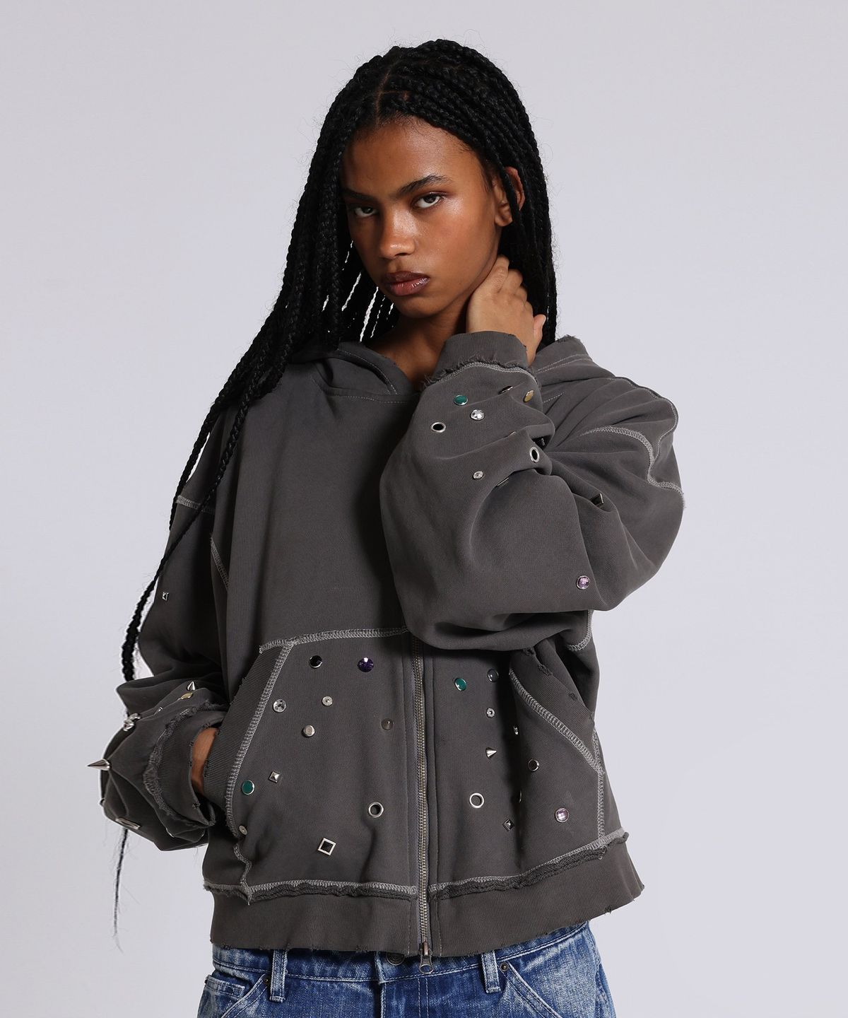 제이디드 런던(JADED LONDON) (U) 라인스톤 엠벨리시드 오버사이즈 후디 블랙 RHINESTONE EMBELLISHED OVERSIZED HOODIE BLACK