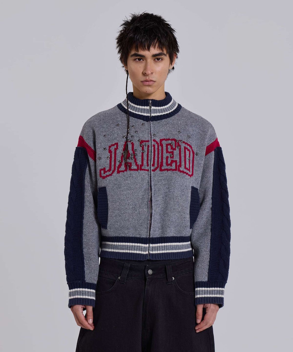 제이디드 런던(JADED LONDON) (U) 케이블 니트 슬리브 니티드 봄버 그레이 KNITTED BOMBER WITH CABLE KNIT SLEEVES GREY