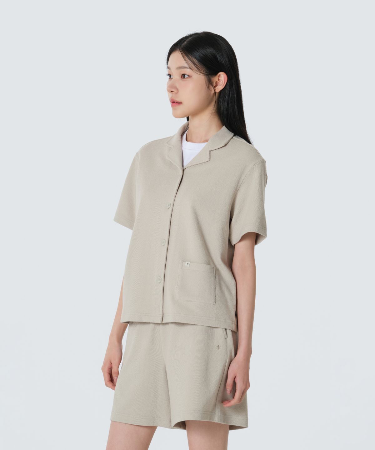 스노우피크 어패럴(SNOWPEAK APPAREL) 테리 여성 반팔 셔츠 (S26MWFSH35) Light Beige