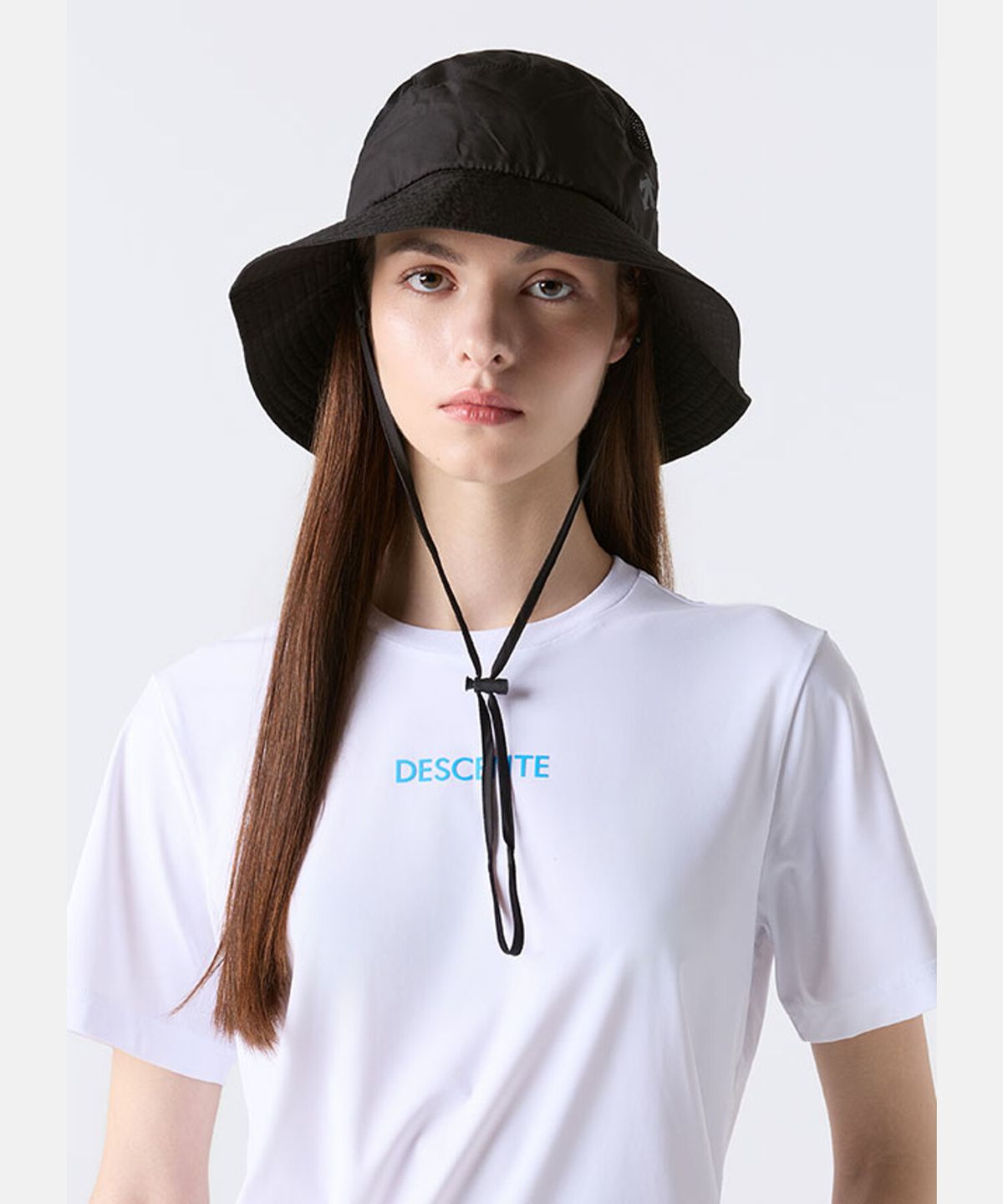 데상트(DESCENTE) 메쉬 버킷햇 블랙 SR123UCP1I