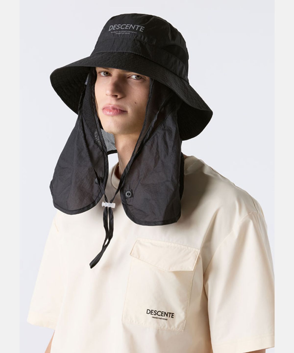 데상트(DESCENTE) 메쉬 차양 버킷햇 블랙 SR223ECP43