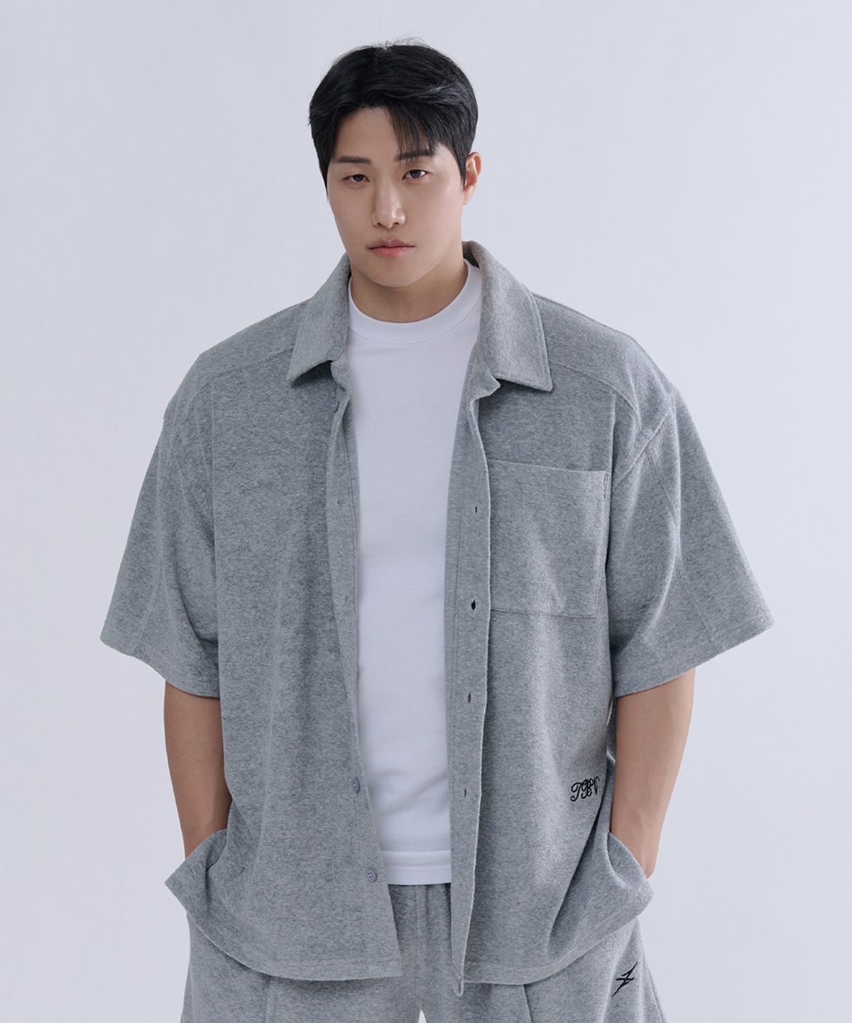나인제트(NINEZ) 소프트 테리 오버핏 오픈 카라 티셔츠 (3color)